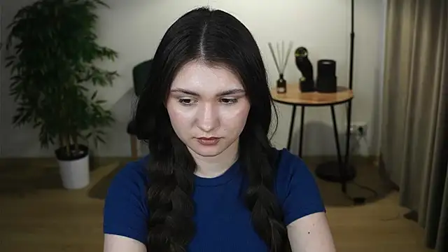 MelonyKoets online show from April 1, 12:39 pm