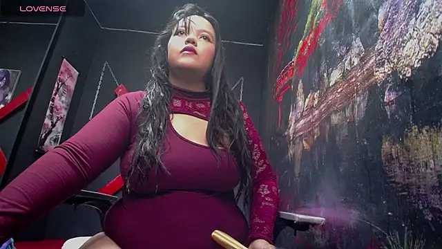 ScarletVibe online show from May 1, 5:16 pm