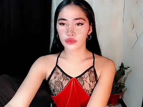 urasiankylie online show from May 7, 4:43 pm