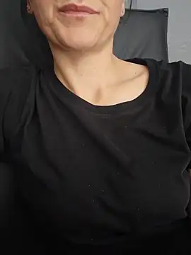 sara 41 online show from June 9, 9:41 am