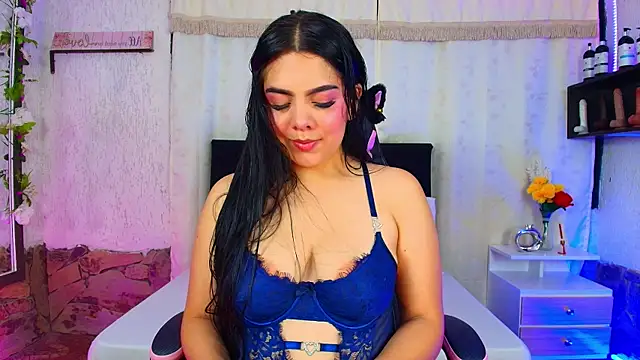 molly bick online show from May 29, 5:38 am