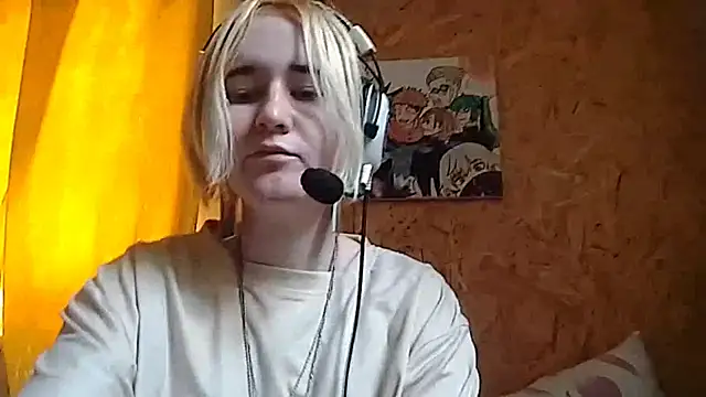 LaquitaSeybert online show from April 4, 8:13 am