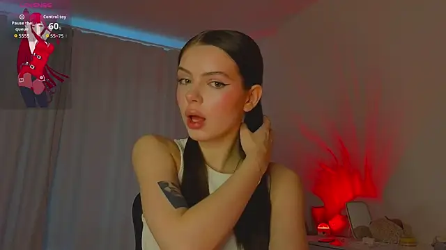 lillly meow  online show from April 13, 4:14 am