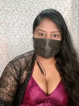 Romantic Woman online show from May 16, 6:29 pm