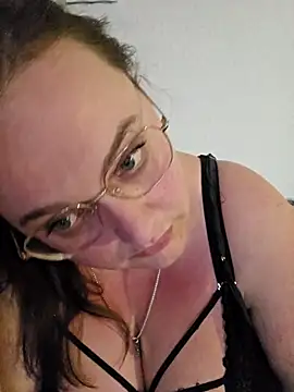 Blondibaby online show from May 5, 9:07 pm