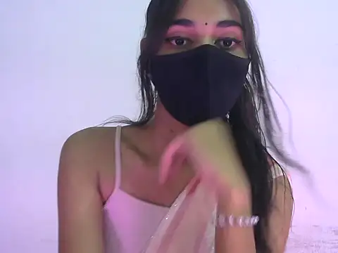 Shanaya xo online show from July 13, 5:46 pm