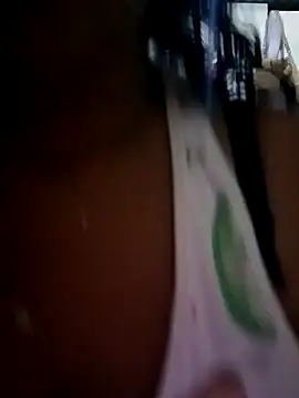 michelle castillo online show from April 7, 2:57 am