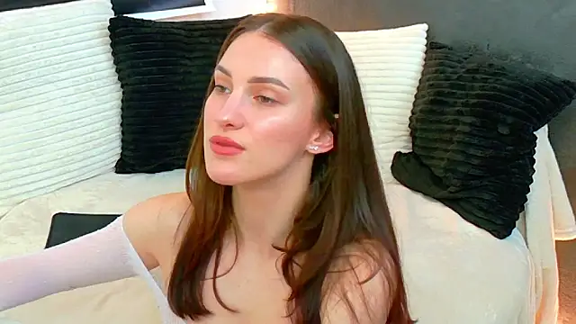 Amira a online show from May 28, 4:21 am