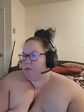 hisalphaqueen27 online show from July 12, 10:32 pm