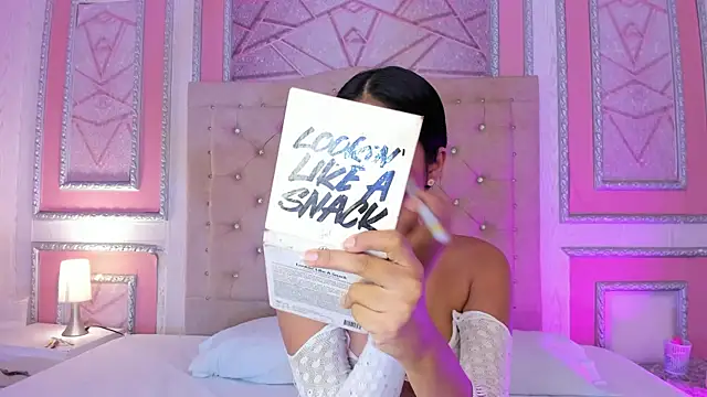 BabyPink 20 online show from April 7, 3:41 am