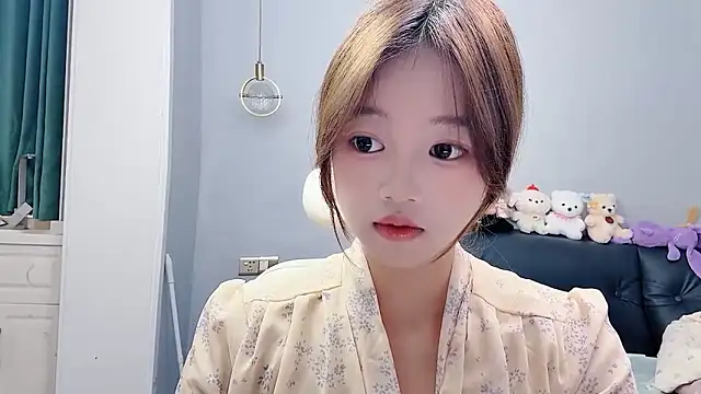 Lilababy00 online show from May 29, 5:16 am