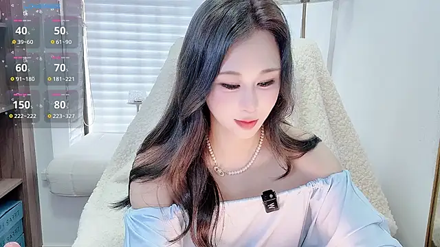 AzureBlue-77 online show from May 4, 3:54 am