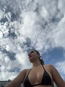 AmyRusso online show from May 24, 9:25 pm