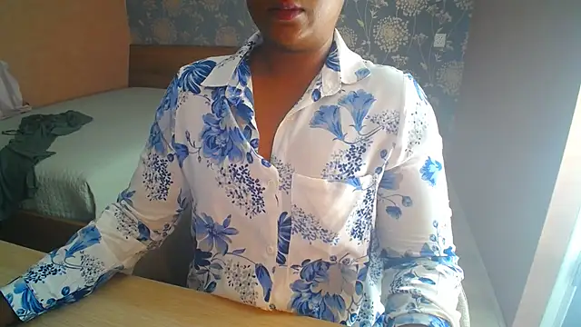 Dirty Dyanne online show from August 6, 4:03 pm