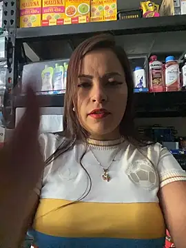MIA ROSSEEE online show from June 11, 7:22 pm