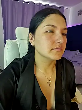 Celestee 21 online show from June 6, 8:15 pm