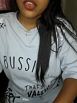 Tamilmoon006 online show from July 17, 5:23 am