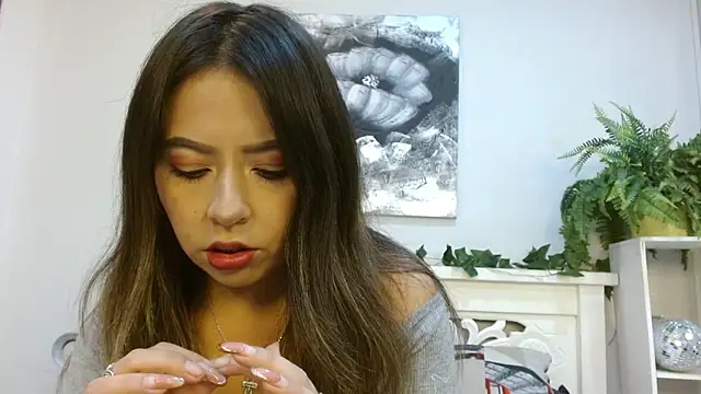 SalomeMartinez  online show from May 22, 3:32 pm