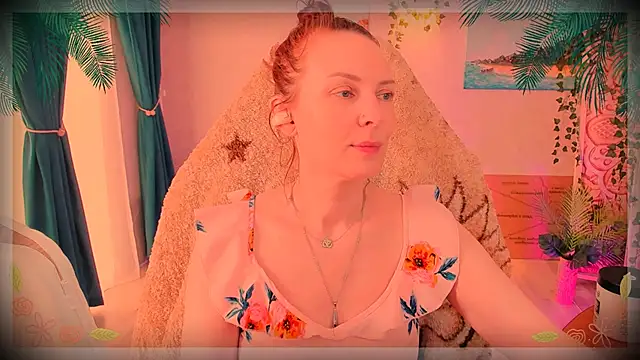 LanaRadiance online show from August 6, 10:44 am