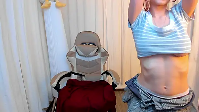 nixxiee   online show from April 13, 4:58 am