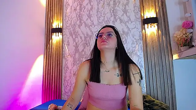 Miss Merlin  online show from May 10, 4:36 am
