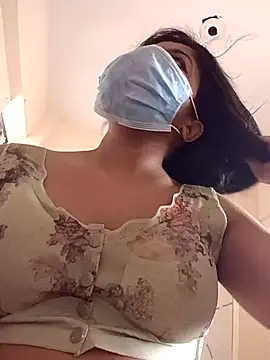 dearmona00 online show from June 27, 7:42 am