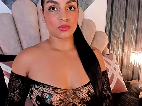 LongHair Queen online show from May 22, 1:09 pm