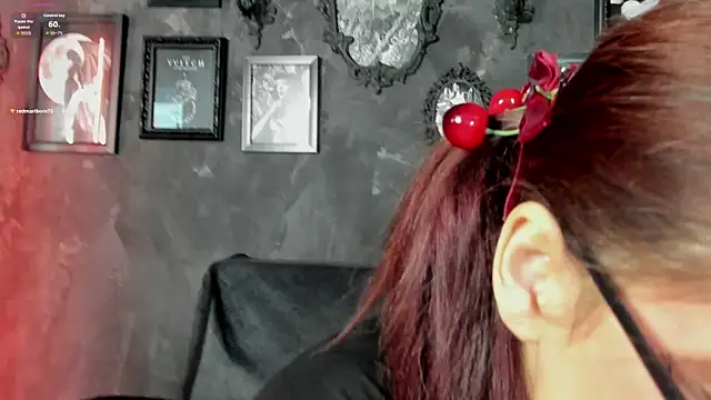 Hanna Hex online show from May 8, 12:41 pm