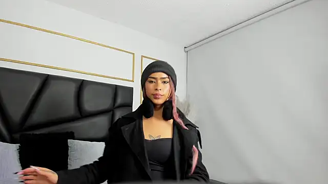 Flor pink online show from April 13, 3:19 am