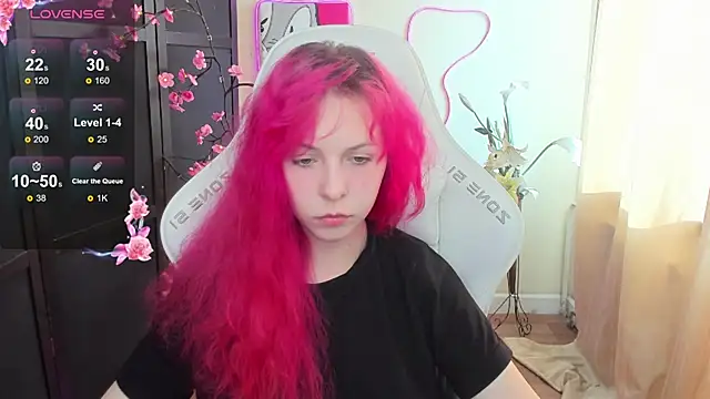 InfernoKitten online show from May 2, 1:09 am