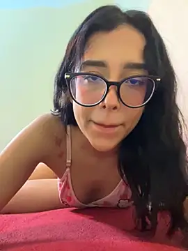 milakitti online show from April 25, 7:22 am