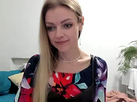 Severina7 online show from June 4, 8:24 pm