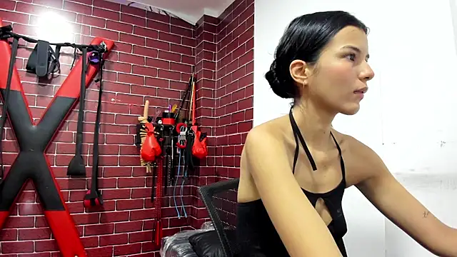 BDSM FETISHESS online show from May 11, 1:24 pm