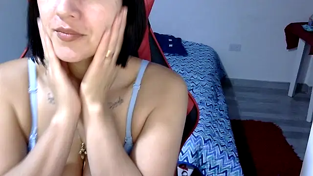 Bandida553 online show from July 7, 11:18 pm