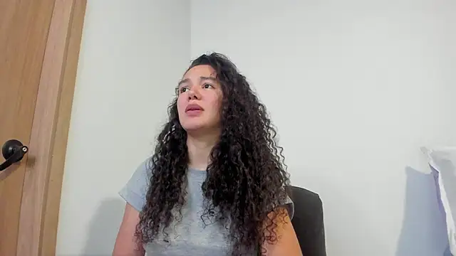 MiaRouseex online show from May 15, 10:12 pm