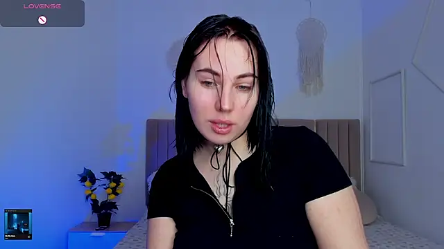 Shiraazsh  online show from May 1, 10:18 am