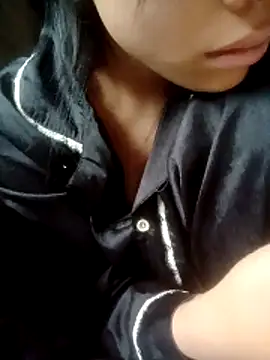 lelenana online show from April 18, 2:58 am