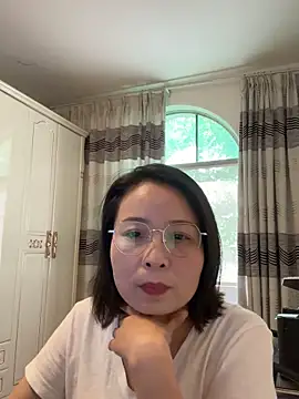 lisha521 online show from June 5, 1:31 am