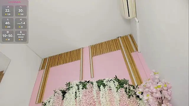 thiccylexxy  online show from June 4, 12:42 pm