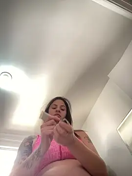 Livia-cortez online show from May 12, 5:52 pm