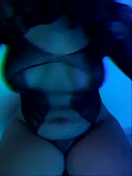 bitch sexyy online show from April 17, 2:02 am