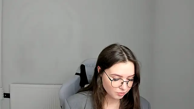 Regina cute  online show from May 13, 11:16 am