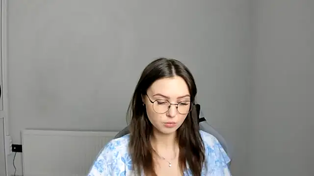 Regina cute  online show from May 27, 6:32 am