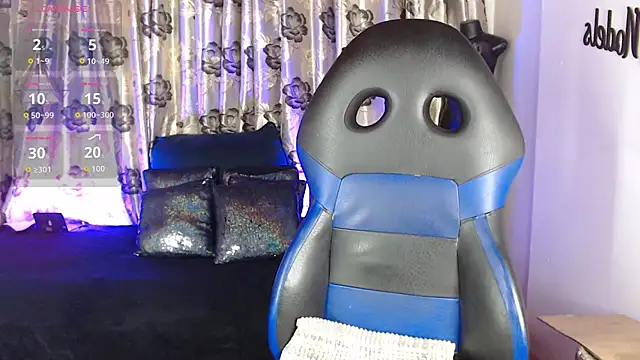 Hecate doll online show from June 26, 3:35 pm