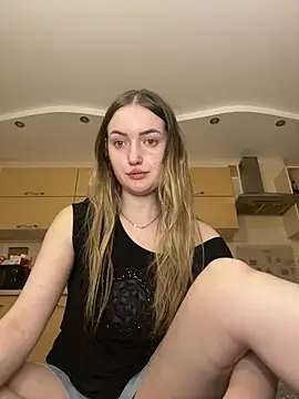 Lisanta online show from July 26, 7:54 pm