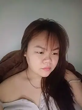 Truxcy1 online show from May 14, 6:08 am