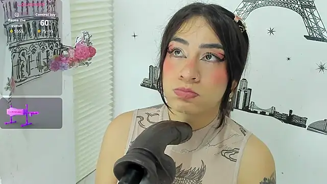 violett collinss online show from June 8, 11:48 pm