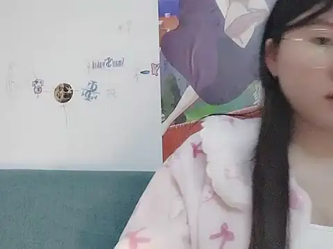 vvvan2026 online show from April 23, 8:33 am