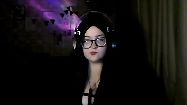 Moon Fairy2 online show from April 23, 5:59 pm