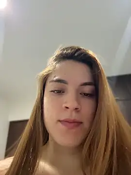  EmmaDavis  online show from May 14, 11:43 pm